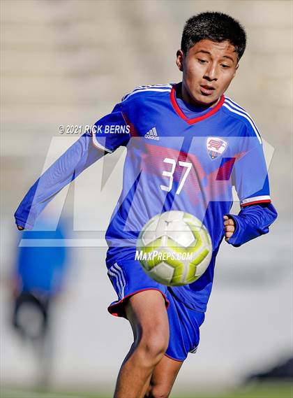 Thumbnail 2 in Oak Ridge vs. Grand Oaks photogallery.