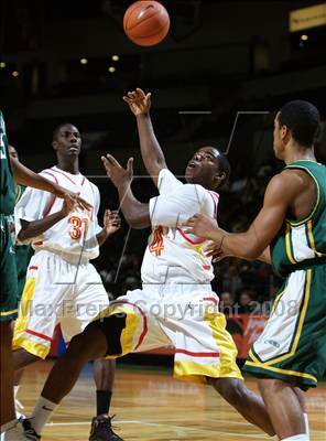 Thumbnail 3 in St. Patrick vs Oak Hill Academy (Prime Time Shootout) photogallery.