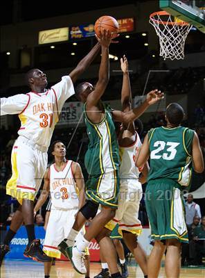 Thumbnail 3 in St. Patrick vs Oak Hill Academy (Prime Time Shootout) photogallery.