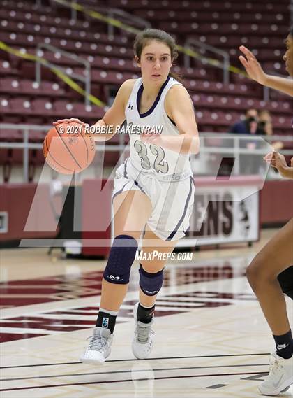 Thumbnail 2 in Highland Park vs. Lufkin (UIL 5A Area) photogallery.