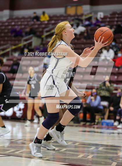 Thumbnail 2 in Highland Park vs. Lufkin (UIL 5A Area) photogallery.