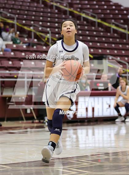 Thumbnail 2 in Highland Park vs. Lufkin (UIL 5A Area) photogallery.