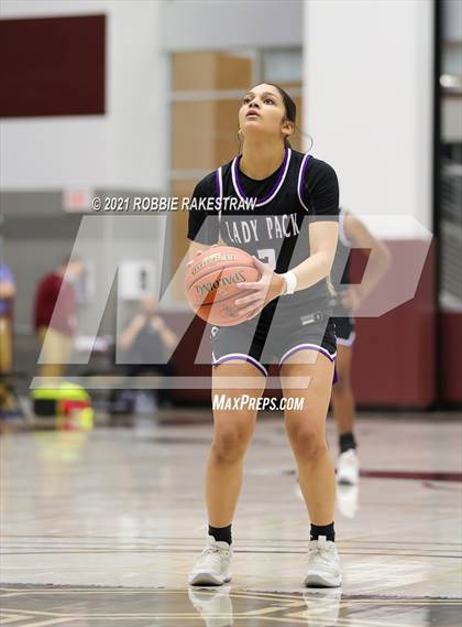 Thumbnail 1 in Highland Park vs. Lufkin (UIL 5A Area) photogallery.