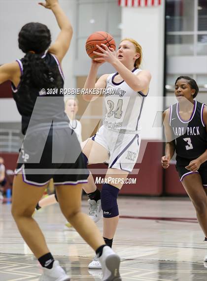 Thumbnail 2 in Highland Park vs. Lufkin (UIL 5A Area) photogallery.