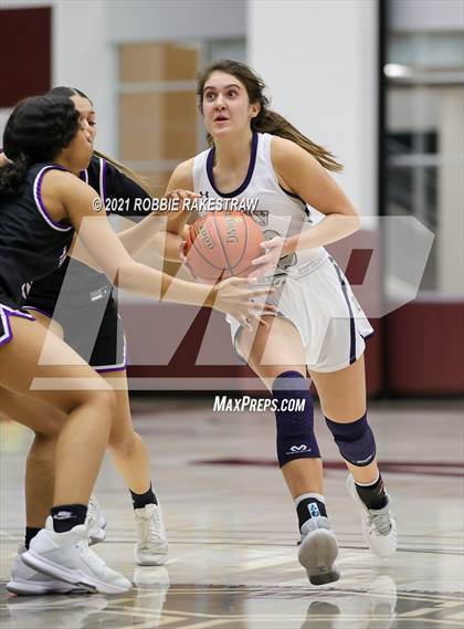 Thumbnail 3 in Highland Park vs. Lufkin (UIL 5A Area) photogallery.