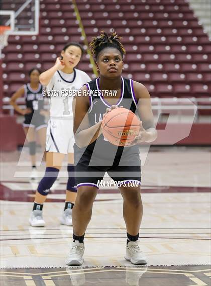 Thumbnail 3 in Highland Park vs. Lufkin (UIL 5A Area) photogallery.