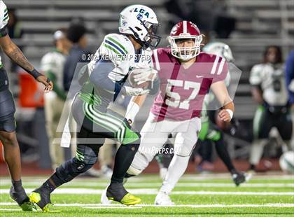 Thumbnail 1 in E.D. White vs. Livingston Collegiate Academy (LHSAA  DII Select Regional) photogallery.