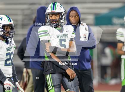 Thumbnail 1 in E.D. White vs. Livingston Collegiate Academy (LHSAA  DII Select Regional) photogallery.