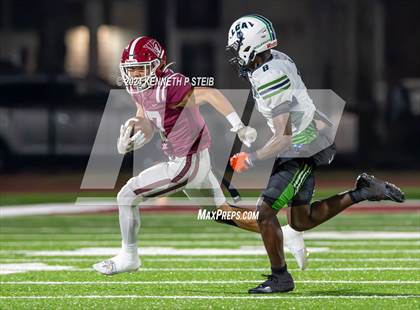 Thumbnail 1 in E.D. White vs. Livingston Collegiate Academy (LHSAA  DII Select Regional) photogallery.