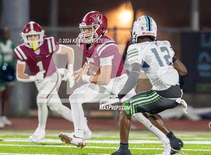 Thumbnail 3 in E.D. White vs. Livingston Collegiate Academy (LHSAA  DII Select Regional) photogallery.