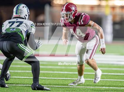 Thumbnail 3 in E.D. White vs. Livingston Collegiate Academy (LHSAA  DII Select Regional) photogallery.