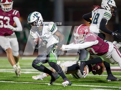 Thumbnail 3 in E.D. White vs. Livingston Collegiate Academy (LHSAA  DII Select Regional) photogallery.