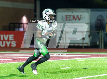 Thumbnail 3 in E.D. White vs. Livingston Collegiate Academy (LHSAA  DII Select Regional) photogallery.