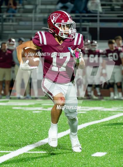 Thumbnail 2 in E.D. White vs. Livingston Collegiate Academy (LHSAA  DII Select Regional) photogallery.