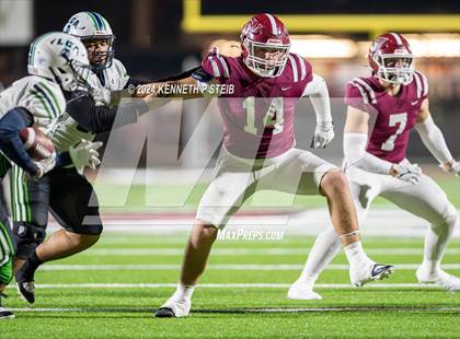 Thumbnail 3 in E.D. White vs. Livingston Collegiate Academy (LHSAA  DII Select Regional) photogallery.