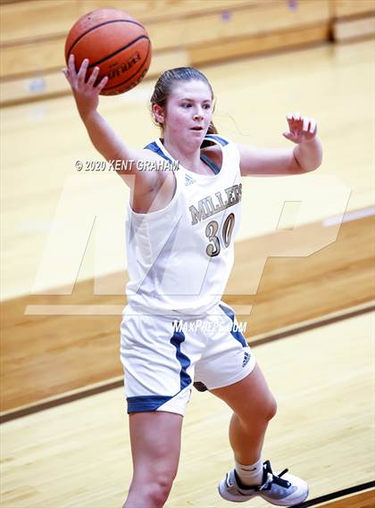 Thumbnail 3 in Avon @ Noblesville photogallery.