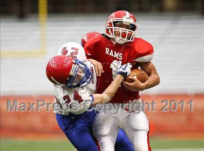 Thumbnail 2 in New Hartford vs. Jamesville-DeWitt (Syracuse Kickoff Classic) photogallery.