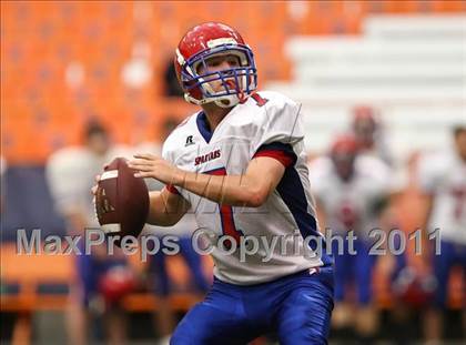 Thumbnail 1 in New Hartford vs. Jamesville-DeWitt (Syracuse Kickoff Classic) photogallery.