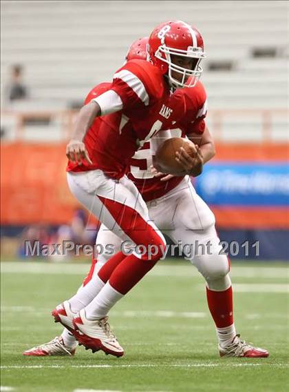 Thumbnail 2 in New Hartford vs. Jamesville-DeWitt (Syracuse Kickoff Classic) photogallery.