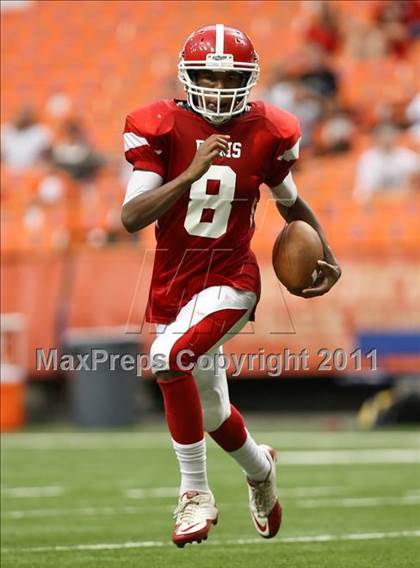 Thumbnail 2 in New Hartford vs. Jamesville-DeWitt (Syracuse Kickoff Classic) photogallery.
