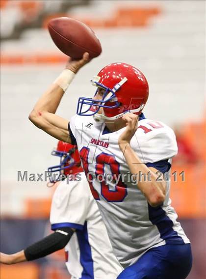 Thumbnail 2 in New Hartford vs. Jamesville-DeWitt (Syracuse Kickoff Classic) photogallery.