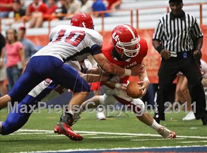 Thumbnail 1 in New Hartford vs. Jamesville-DeWitt (Syracuse Kickoff Classic) photogallery.