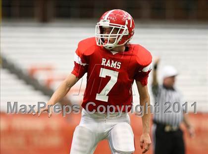 Thumbnail 3 in New Hartford vs. Jamesville-DeWitt (Syracuse Kickoff Classic) photogallery.