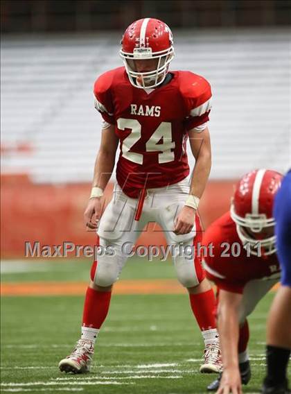 Thumbnail 3 in New Hartford vs. Jamesville-DeWitt (Syracuse Kickoff Classic) photogallery.