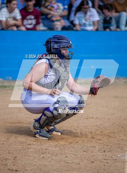 Thumbnail 3 in Evadale vs Big Sandy (Evadale Tournament) photogallery.