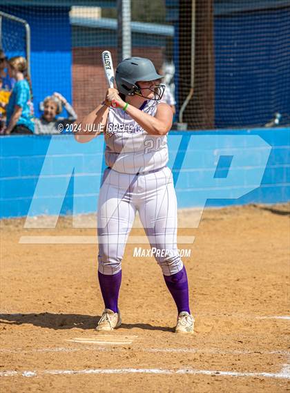 Thumbnail 1 in Evadale vs Big Sandy (Evadale Tournament) photogallery.