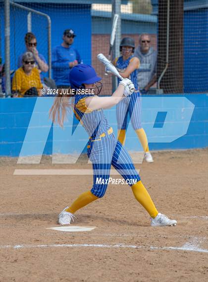 Thumbnail 1 in Evadale vs Big Sandy (Evadale Tournament) photogallery.