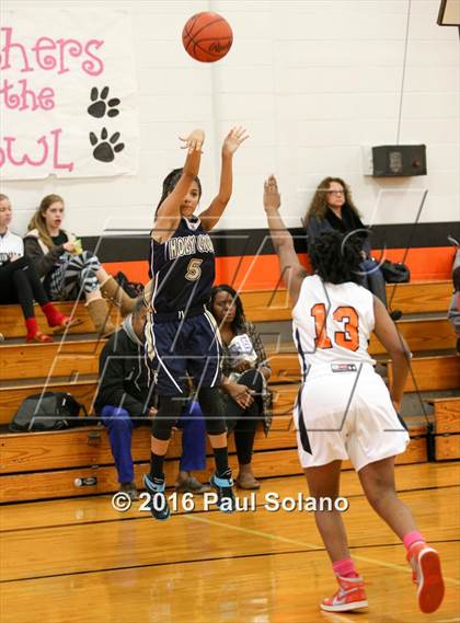 Thumbnail 3 in Holy Cross @ TMI-Episcopal photogallery.