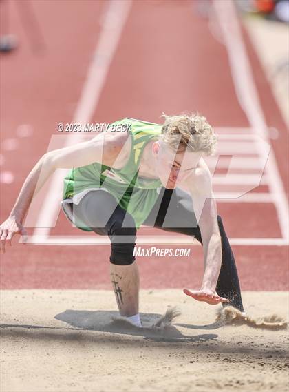 Thumbnail 3 in Class 2 Triple Jump (MSHSAA State Championship) photogallery.