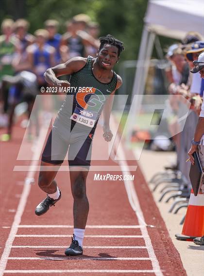 Thumbnail 3 in Class 2 Triple Jump (MSHSAA State Championship) photogallery.