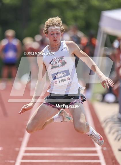 Thumbnail 2 in Class 2 Triple Jump (MSHSAA State Championship) photogallery.