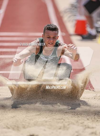 Thumbnail 3 in Class 2 Triple Jump (MSHSAA State Championship) photogallery.