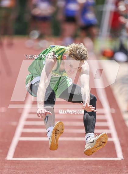 Thumbnail 2 in Class 2 Triple Jump (MSHSAA State Championship) photogallery.