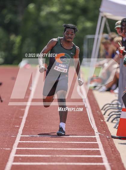Thumbnail 3 in Class 2 Triple Jump (MSHSAA State Championship) photogallery.