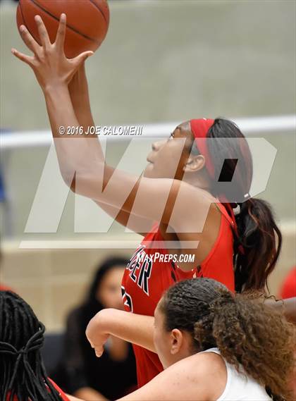 Thumbnail 2 in O'Connor vs Wagner photogallery.