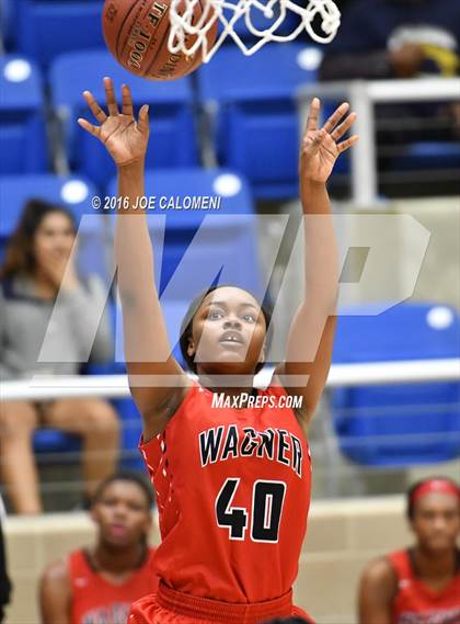 Thumbnail 3 in O'Connor vs Wagner photogallery.