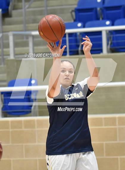 Thumbnail 2 in O'Connor vs Wagner photogallery.