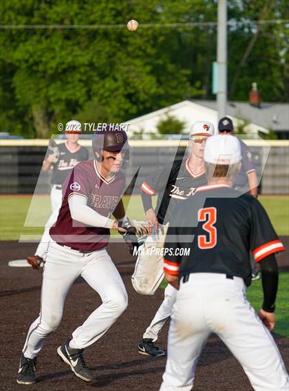 Thumbnail 3 in Brebeuf Jesuit Preparatory vs. Beech Grove (IHSAA 3A Regional Final) photogallery.