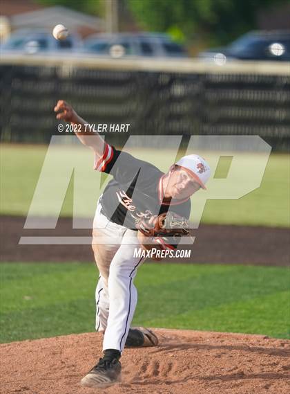 Thumbnail 1 in Brebeuf Jesuit Preparatory vs. Beech Grove (IHSAA 3A Regional Final) photogallery.