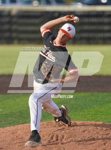 Thumbnail 2 in Brebeuf Jesuit Preparatory vs. Beech Grove (IHSAA 3A Regional Final) photogallery.