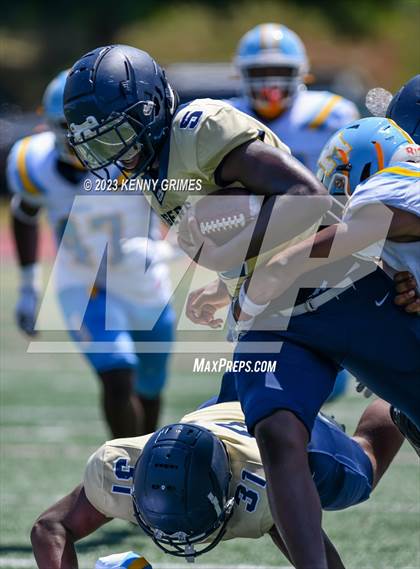 Thumbnail 3 in Douglas County vs. Mays photogallery.