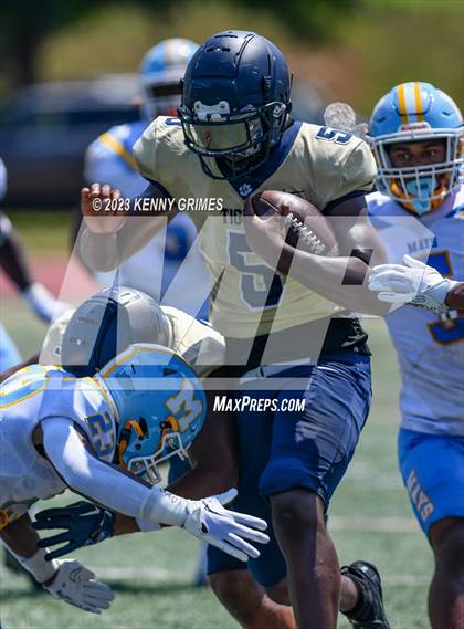 Thumbnail 1 in Douglas County vs. Mays photogallery.
