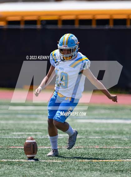 Thumbnail 1 in Douglas County vs. Mays photogallery.