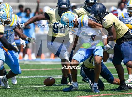 Thumbnail 3 in Douglas County vs. Mays photogallery.