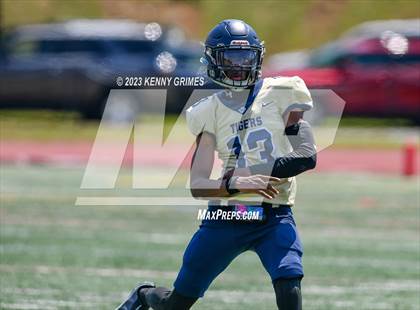 Thumbnail 2 in Douglas County vs. Mays photogallery.