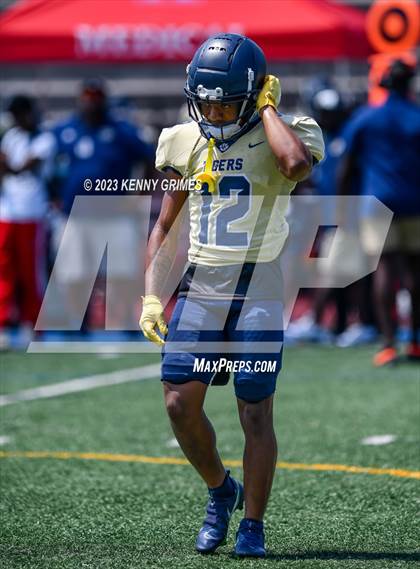 Thumbnail 2 in Douglas County vs. Mays photogallery.
